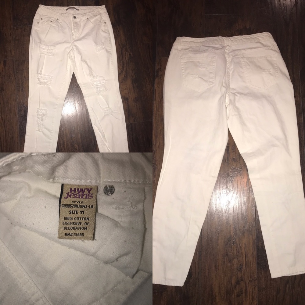 White distressed jeans size 11